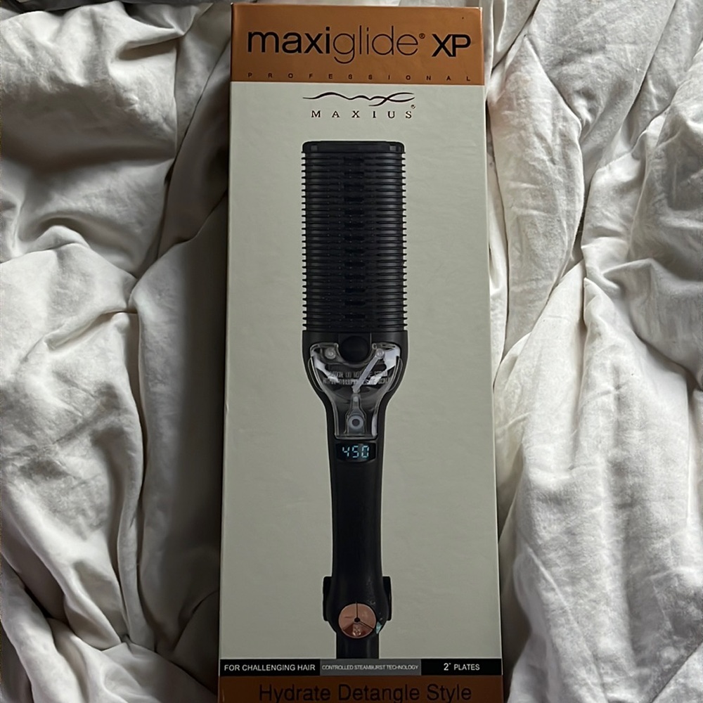 Maximus Maxiglide XP for thick curly hair.